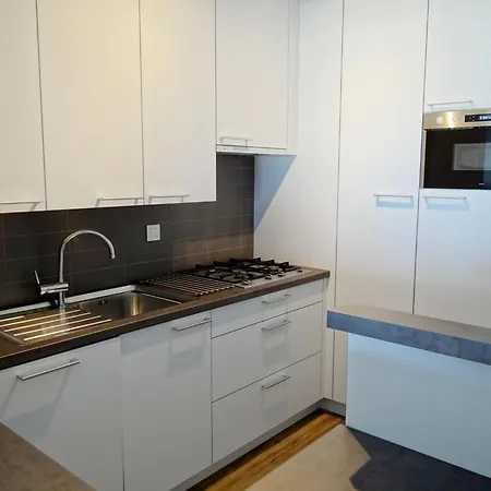 Lägenhet In Near The Marina *