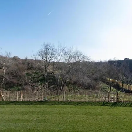 Lägenhet In Near The Marina *