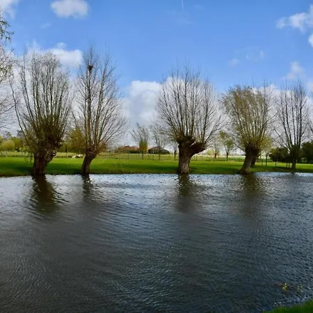 In Near The Marina Διαμέρισμα Nieuwpoort