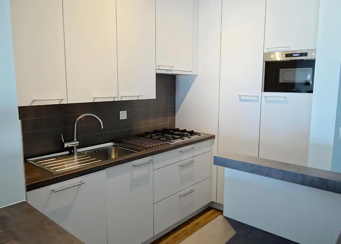 Lejlighed In Near The Marina *